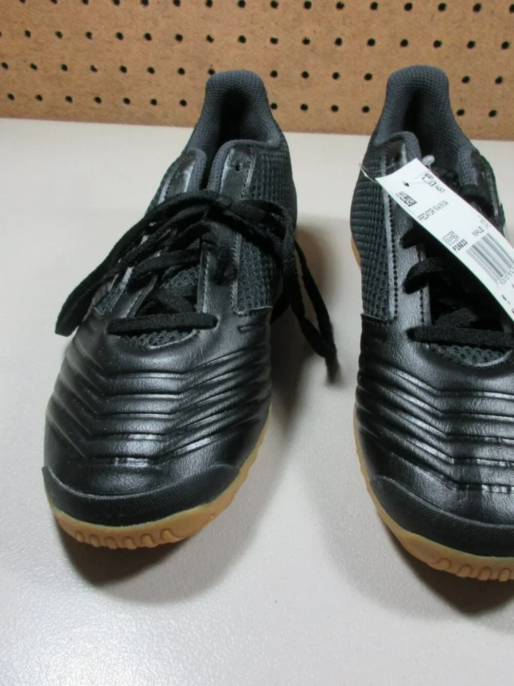 adidas mens black Predator 19.4 Sala f35633 soccer shoes 6.5 M NWOB